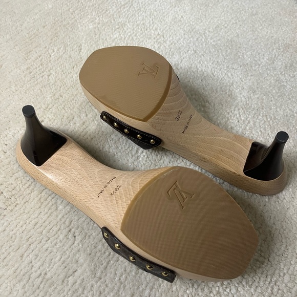 NWOT Louis Vuitton brown/bronze heeled sandals size 39 1/2 Y2K - Picture 5 of 6